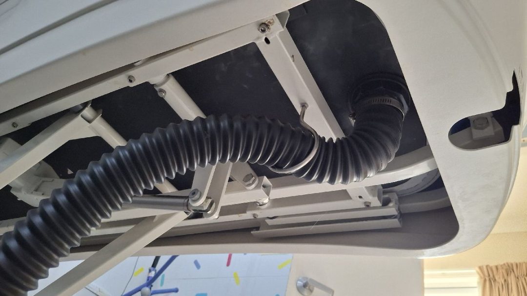 Split hose repair